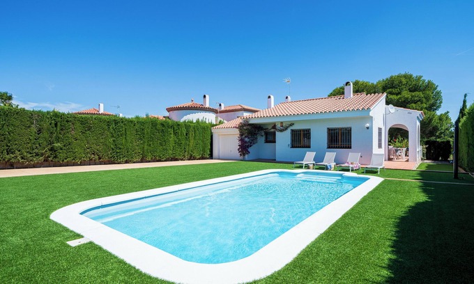Les Tres Cales Villa | Villa 'Chalet a Pie Cala Forn con Piscina' avec piscine privée, terrasse et Wi-Fi
