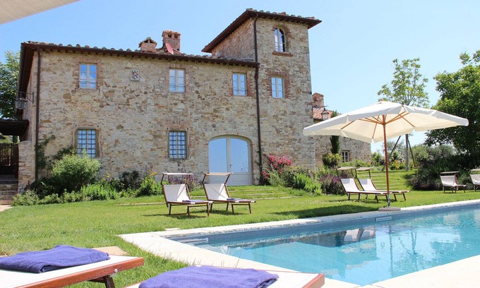 Monti di Sotto Villa | Villa Chianti, elegant villa in Gaiole in Chianti