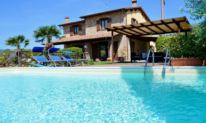 Marsciano Villa | Villa Chiara, private villa with pool and airco