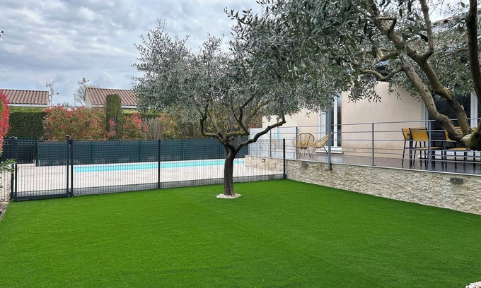 Moussac Villa | Villa Cigalette - Villa de rêve avec piscine privée, jardin proche d'Uzès.
