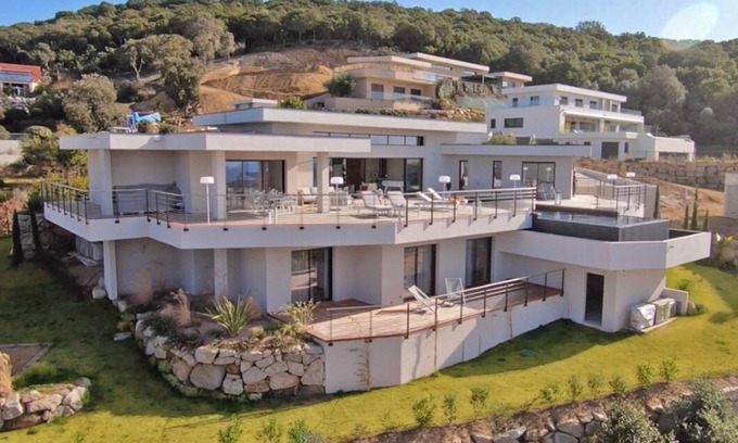 Grosseto-Prugna Villa | VILLA CLÉMENTINES***** Porticcio