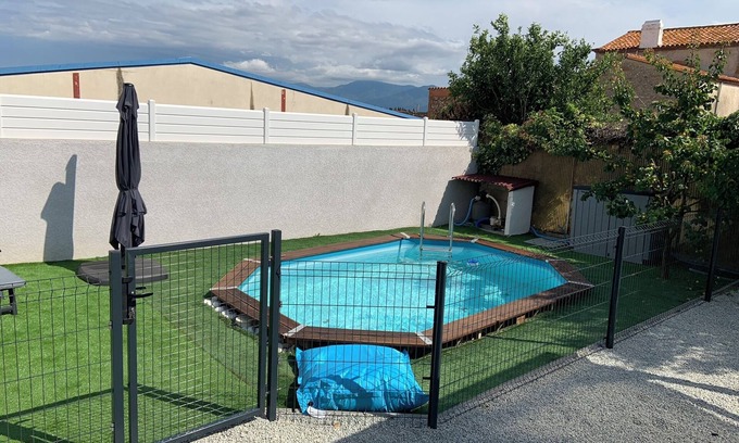 Ponteilla Maison | Villa Climatisée, 2 Chambres, 6 Personnes Jardin et Piscine, Emplacement Idéal