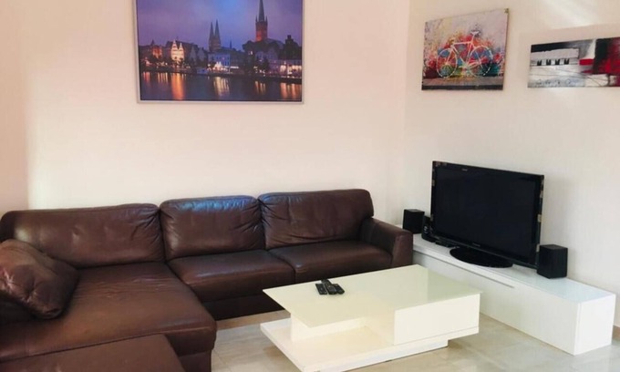 Abomey-Calavi Appartement | Villa Cocotiers A11, idéale pour vos vacances proches de la mer et de la nature