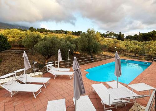 Ventimiglia di Sicilia Maison | Villa con Piscina