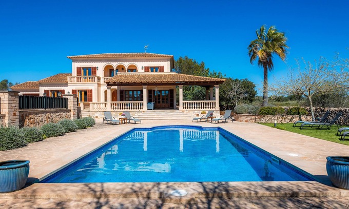 Cala Santany Villa | Villa Copinya Blanca à Santany avec piscine, jardin, Wi-Fi à 5 minutes de la plage