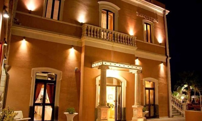 Aci Catena Lit Et Petit-Déjeuner | Villa Corallo dell'Etna