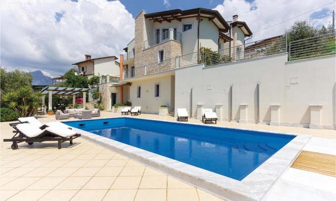 Massa Maison | Villa Cristina