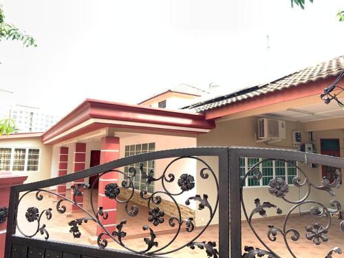 Bukit Baru Maison | Villa CtZee