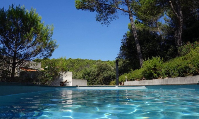 Peypin Villa | Villa d'archi Aix & Marseille, jardin & piscine chauffée / -10% Résa Anticipée !