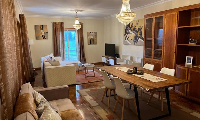 Rates Maison | Villa da floresta
