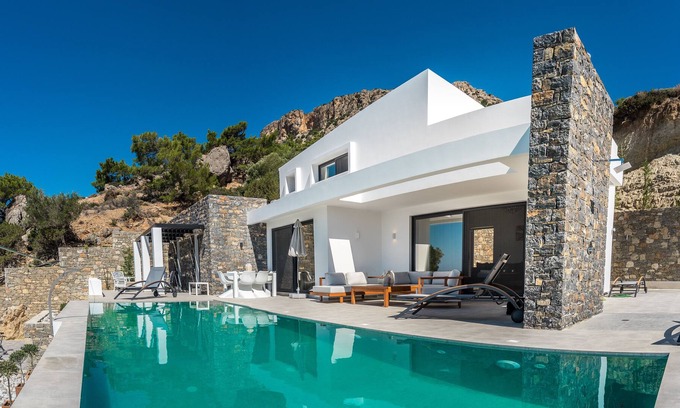 Koutsounari Villa | Villa Daniela, piscine privé, vue sur mer et champagne !