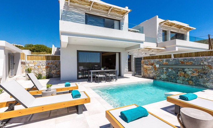 Plakias Villa | Villa Daphne- Naiades / 2 chambres, luxe, front de mer