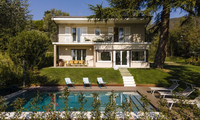 Barbarano Villa | Villa dei Lauri - lake-view villa with swimming pool
