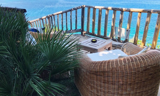 Briatico Villa | Belle villa à 30 mètres de la plage pour 7 personnes