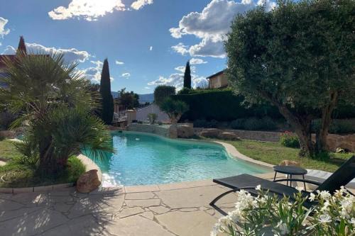 Chassagny Appartement | Villa des Oliviers avec piscine