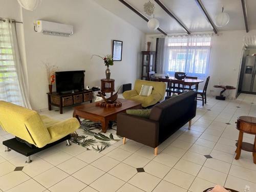 Cayenne Villa | Villa des SALINES ~ 110m2
