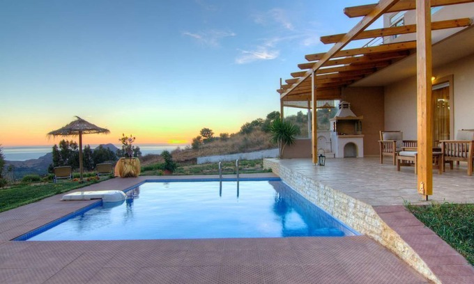Agios Vasileios Villa | Villa Despina 2 avec piscine privée et jardin / sauna