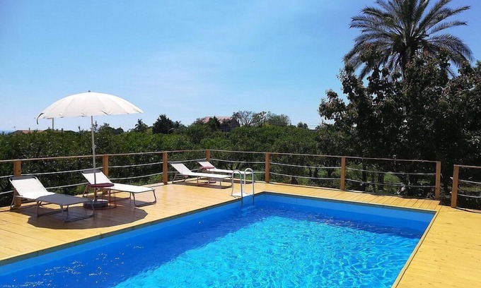 Archi Maison | Villa Dianto: A welcoming two-story apartment that is part of an ancient country house surrounded by a citrus garden, with Free WI-FI.