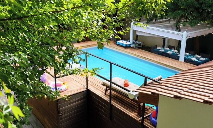 Noisy-le-Grand Maison | Villa tout confort★ 6 Suites ★ Piscine & Clim ★ Disney/Paris à proximité