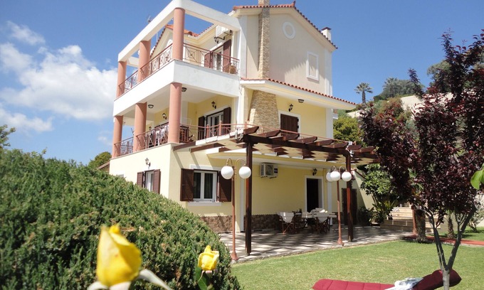 Sarlata Maison | Villa Elpida - appartement rez de chaussée
