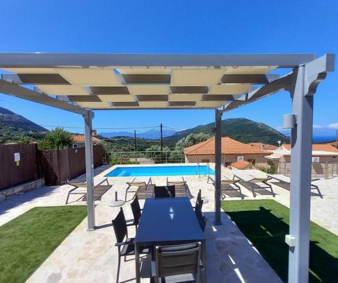 Ithaca Villa | Villa Emmelia