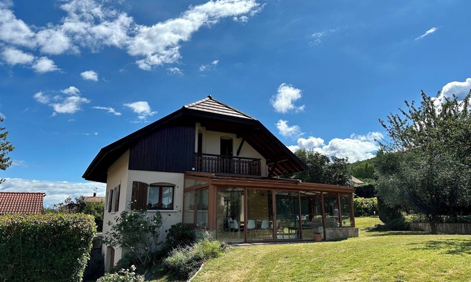 Publier Villa | Villa entre lac et montagnes : calme et verdoyant