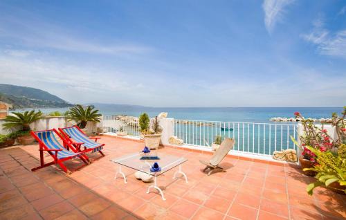 Favazzina Maison | Villa Eugenia