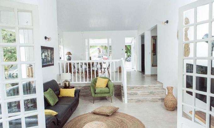 Le Lamentin Villa | Villa F4 chic avec jacuzzi en Martinique