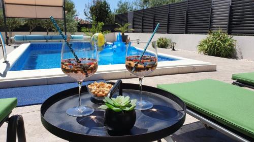 Rudine Villa | Villa Fides with private pool, garden and sea view
