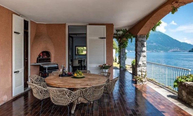 Brienno Villa | Villa First Line and Witn Breathtaking Views, Private-doc Included, Brienno