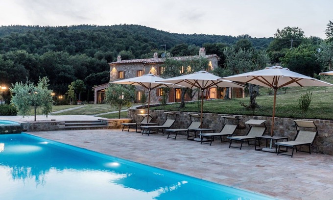 Umbertide Villa | Villa à Molino Vitelli avec 8 chambres à coucher, 16 couchages