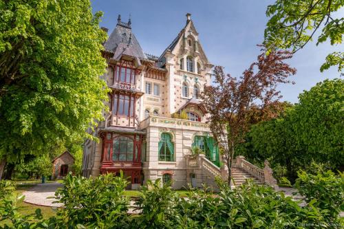 Sainte-Catherine-de-Fierbois Maison | Villa Alecya