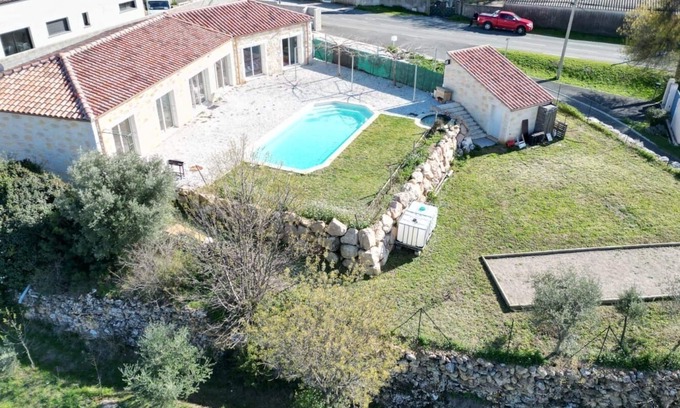 Laurens Villa | Villa Full Climatisé, Piscine et Nage à Contre-courant, 4 Chambres, 9 Couchages