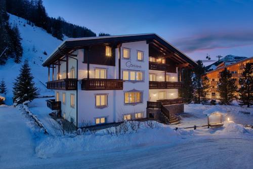 Selva di Val Gardena Appartement | Villa Genziana