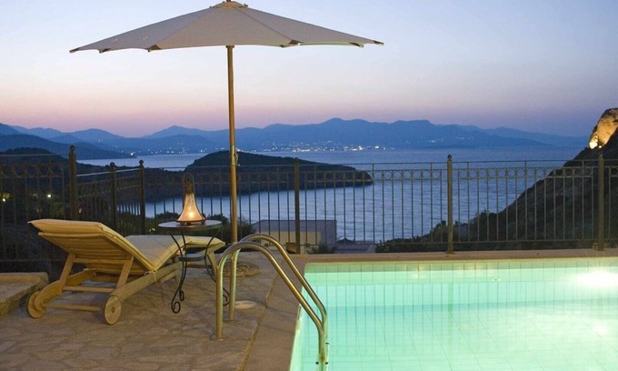 Istron Villa | Collection Villa Helios Istron.