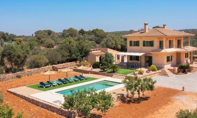 Ses Salines Villa | Villa Hort de Can Rafalet avec vue sur les montagnes, piscine & Wi-Fi