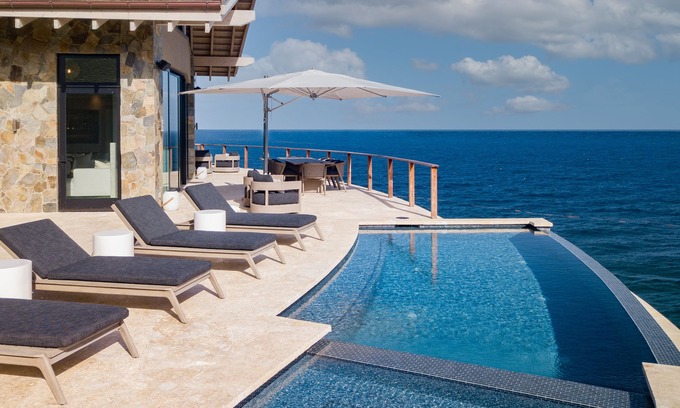 North Sound Villa | Villa Hummingbird by Fantasia Villas