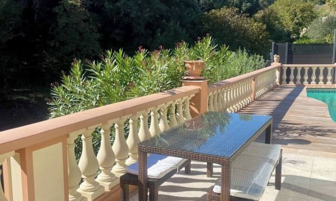 Biot Villa | Villa à Biot avec Piscine et Pool House
