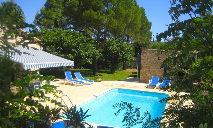 Cereste Maison | Charmante villa provençale avec piscine privée chauffée et vue panoramique