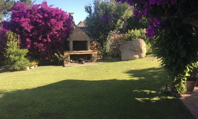Cala di Volpe Cabine | Villa in Cala di Volpe, Porto Cervo surrounded by greenery