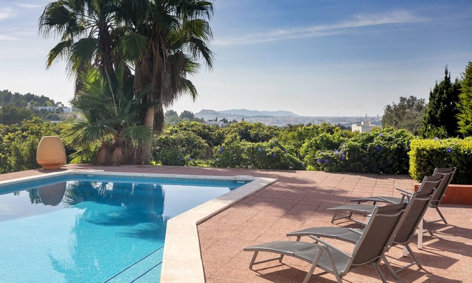 Can Furnet Villa | Villa Lluc à Jésus à 5 minutes d'Ibiza et de Talamanca