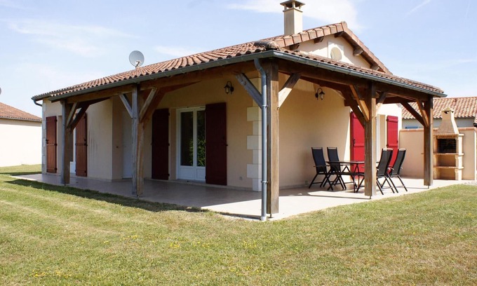 Les Forges Maison | Villa spacieuse avec Jardin et piscine