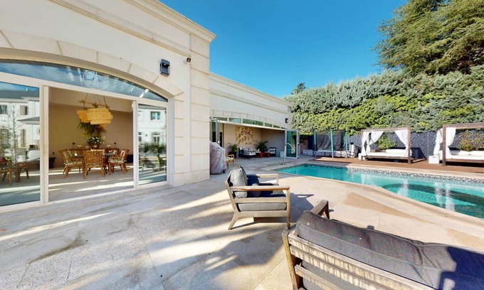 Hortaleza Villa | Villa à Madrid avec 6 chambres à coucher, 12 couchages