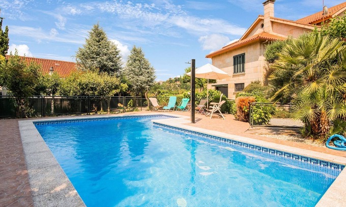 Mondariz-Balneario Villa | Villa Lapido avec piscine privée à côté du Balneario de Mondariz