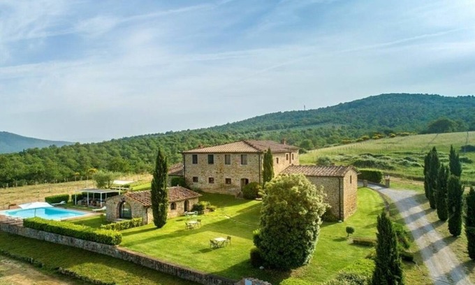 Rapale Villa | Villa à Rapale avec 9 chambres à coucher, 20 couchages
