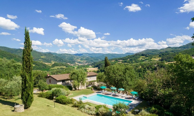 Vicchio Villa | Villa à Vicchio avec 7 chambres à coucher, 14 couchages
