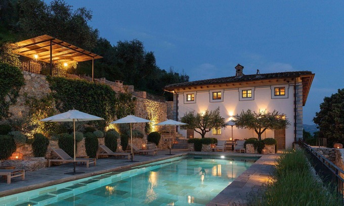 Camaiore Villa | Villa / Independent home à Camaiore avec 5 chambres à coucher, 10 couchages