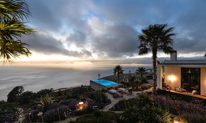 Puntagorda Villa | VILLA INFINITE PLACE Villa au design Bauhaus avec une superbe vue sur la mer
