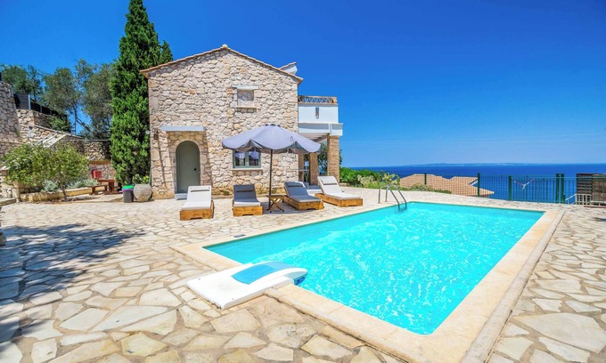 Xirokastello Villa | Villa Irini - Deux Chambres Villa, Couchages 4