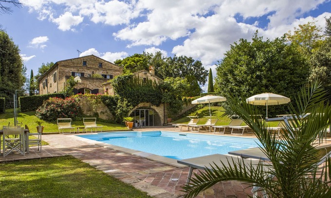 Montemaggiore al Metauro Villa | Villa Eos, the ideal location for a relaxing vacation immersed in ntaure